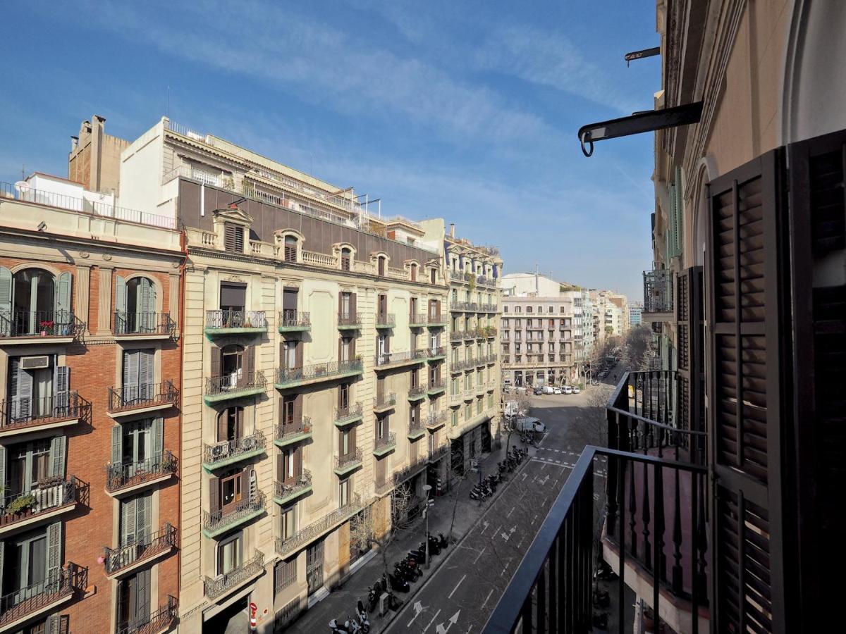 Suites4Days Gaudi Eixample Barcelona Exterior foto